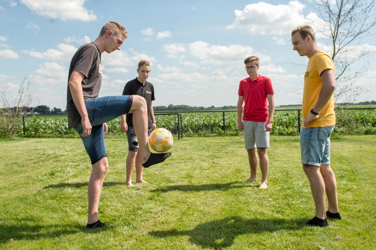 De Berenshoeve Emmen Bagian luar foto